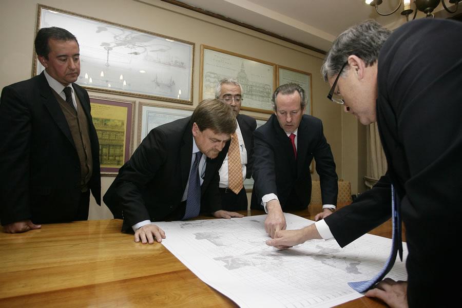 de-solminihac-mop-canalistas-maipo-acuerdo