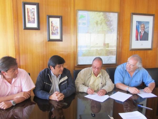 firma-convenio-doh-v-regantes-pozos
