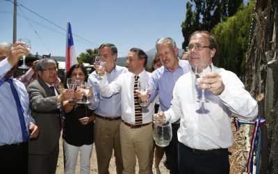 Ministro Undurraga inaugura pavimentos básicos y agua potable rural en la Región de O´Higgins