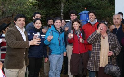 Vecinos y autoridades inauguraron remodelado APR de Punucapa