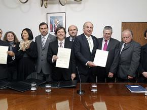 MOP, Agricultura y regantes del río Pama firman Protocolo de Acuerdo para la construcción del embalse Valle Hermoso