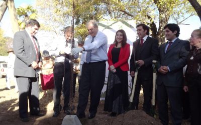 Autoridades y vecinos colocaron primera piedra de Agua Potable en Romeral