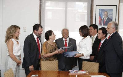 Ministra Loreto Silva anuncia precalificación para la concesión del embalse La Punilla