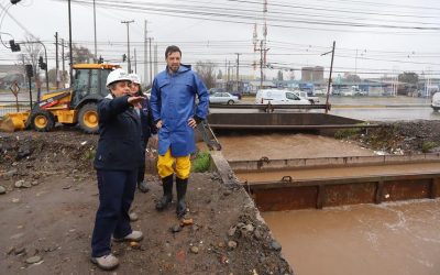 Ministra MOP visita Canal Santa Marta y reafirma compromiso por comenzar entubamiento a fin de año