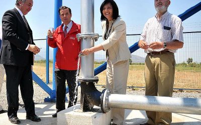 Subsecretaria Loreto Silva entrega nuevo servicio de Agua Potable Rural
