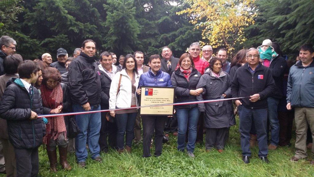   Gobierno y comunidad inauguran sistema de agua potable del km.8 Puerto Aysén
